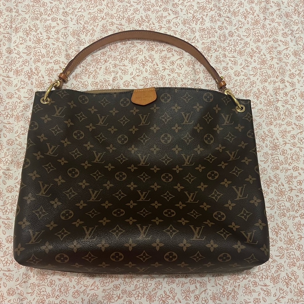 Louis Vuitton Graceful MM Monogram Tote Bag